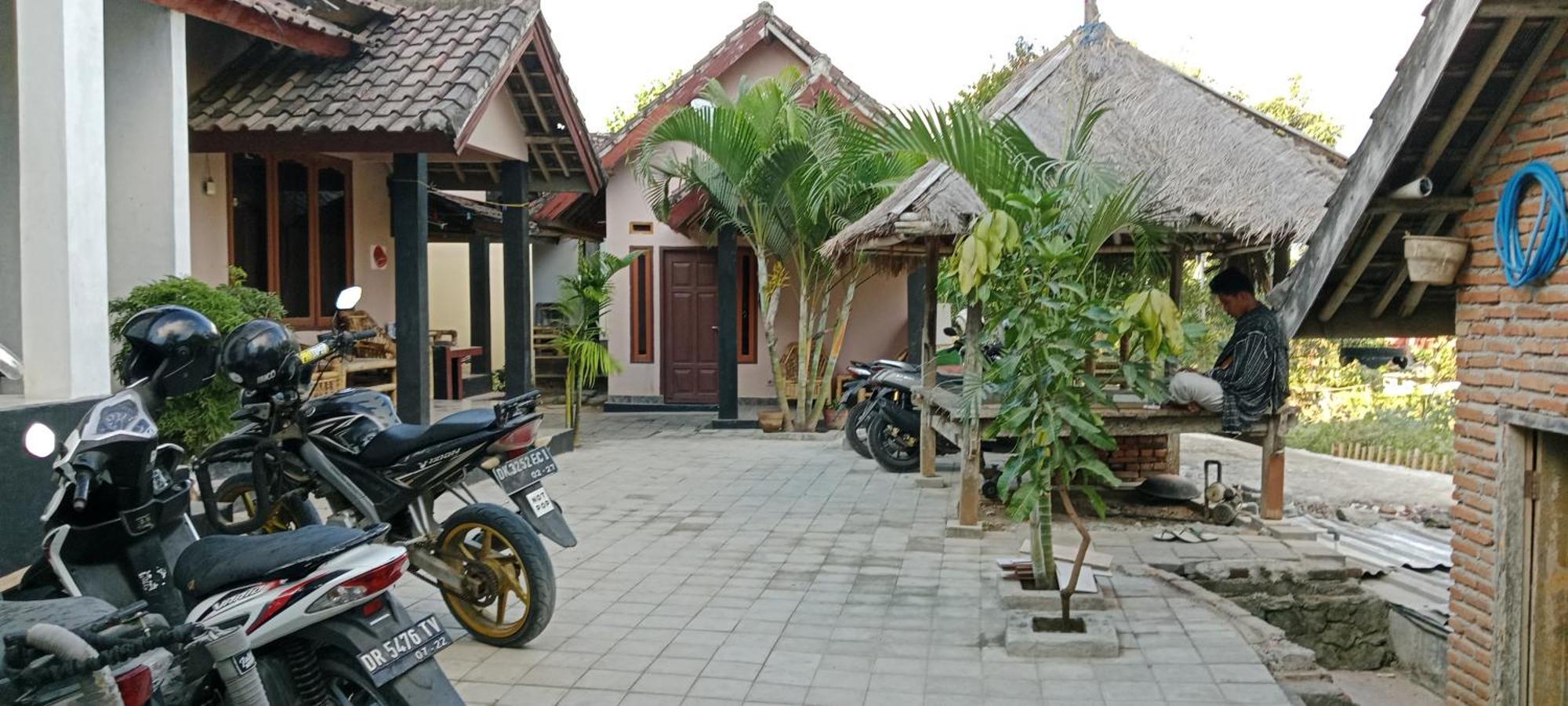 Defa Homestay Kuta  Exterior photo