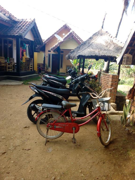 Defa Homestay Kuta  Exterior photo