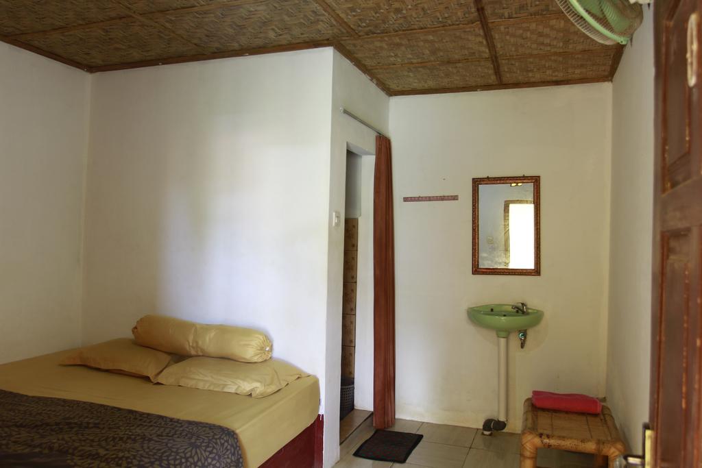 Defa Homestay Kuta  Exterior photo